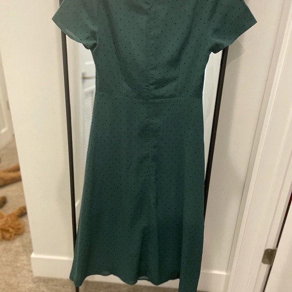 Green Midi Dress - Picture 6 of 8